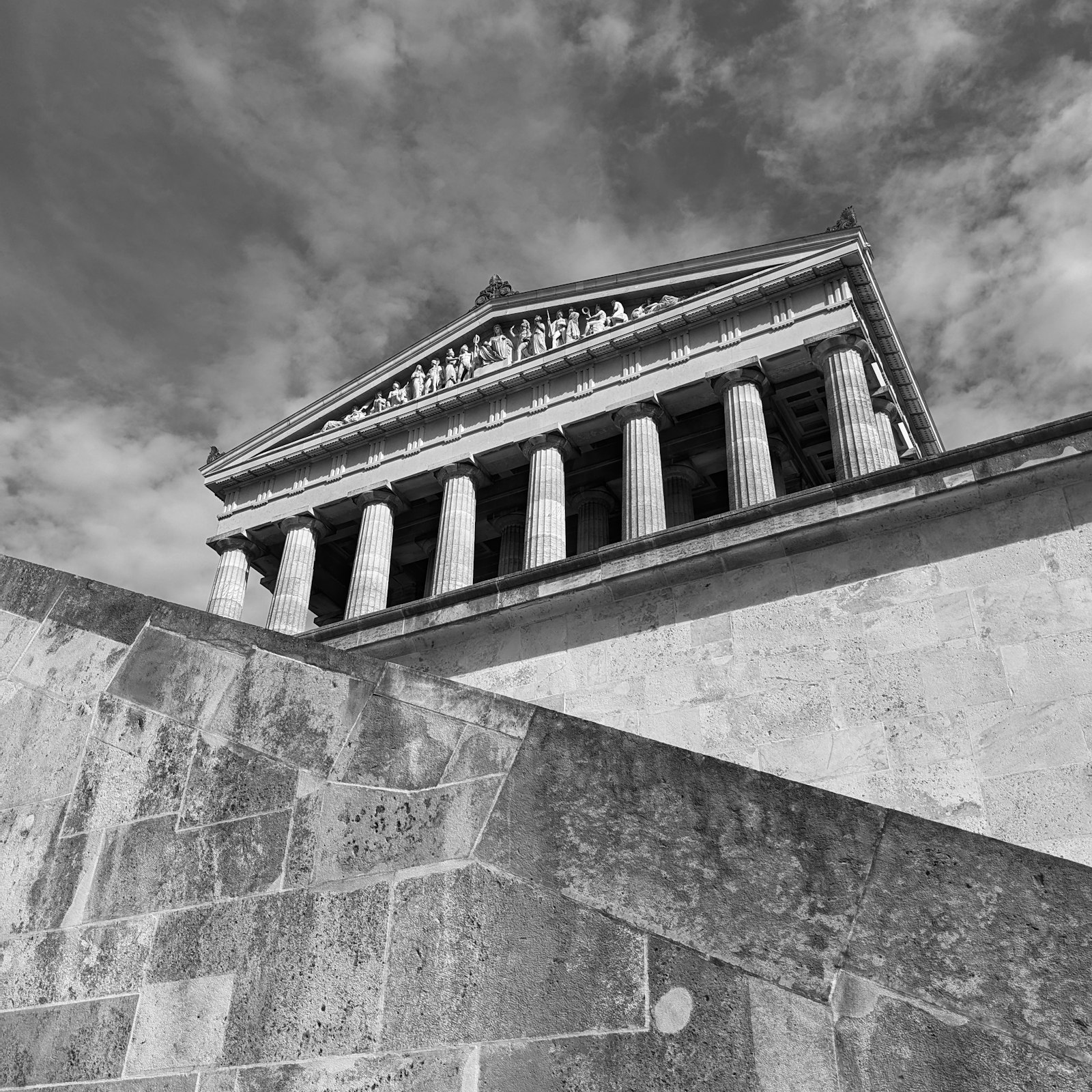 Walhalla memorial above the Danube